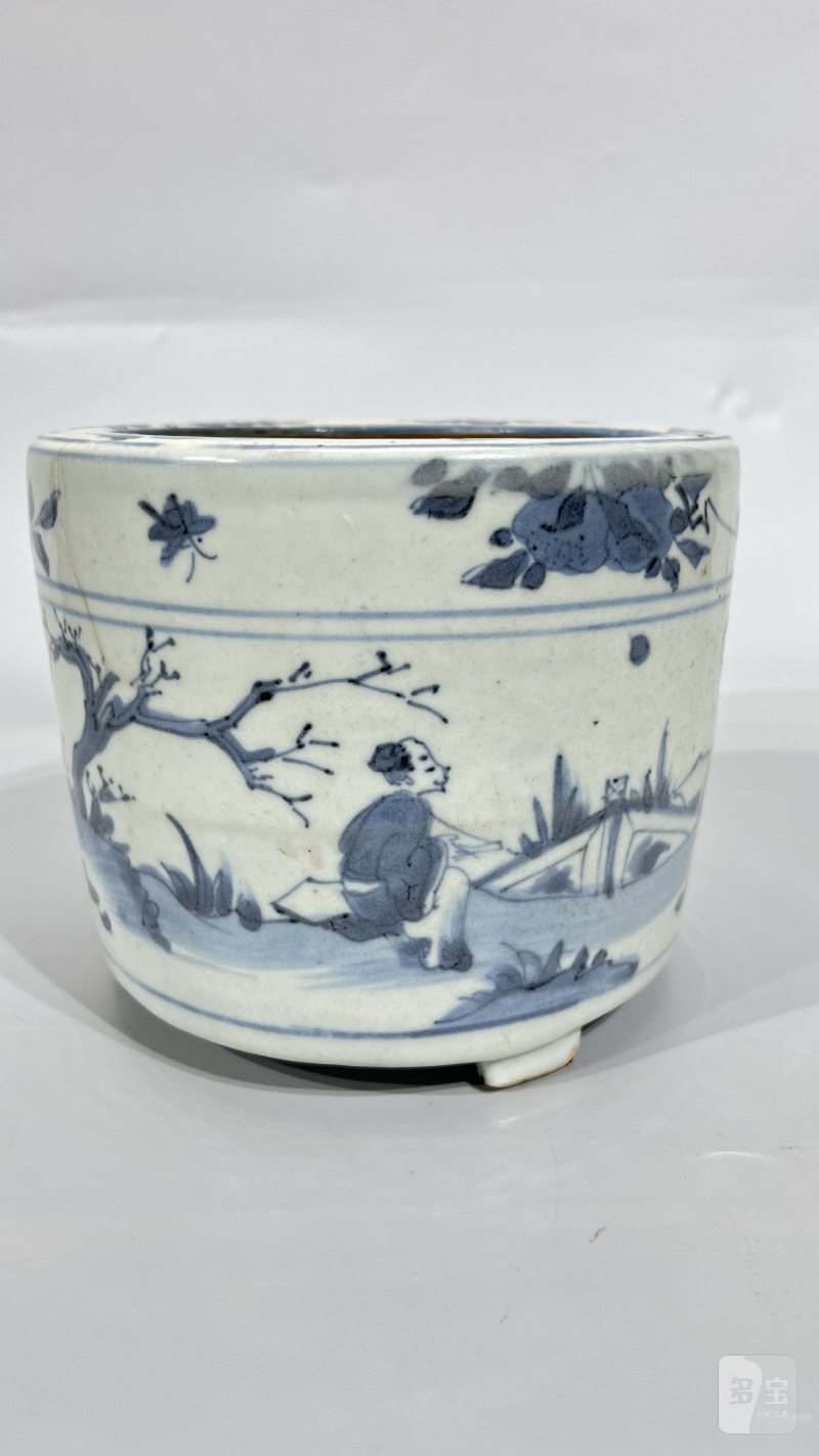 明 青花山水人物纹三足炉 - 图3